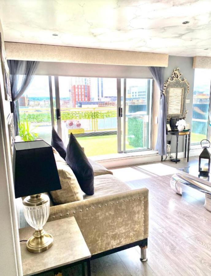 Glasgow Two Bedroom Penthouse Eksteriør billede